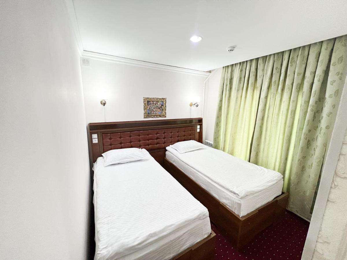 Hotel Reikartz Urgenč Exteriér fotografie