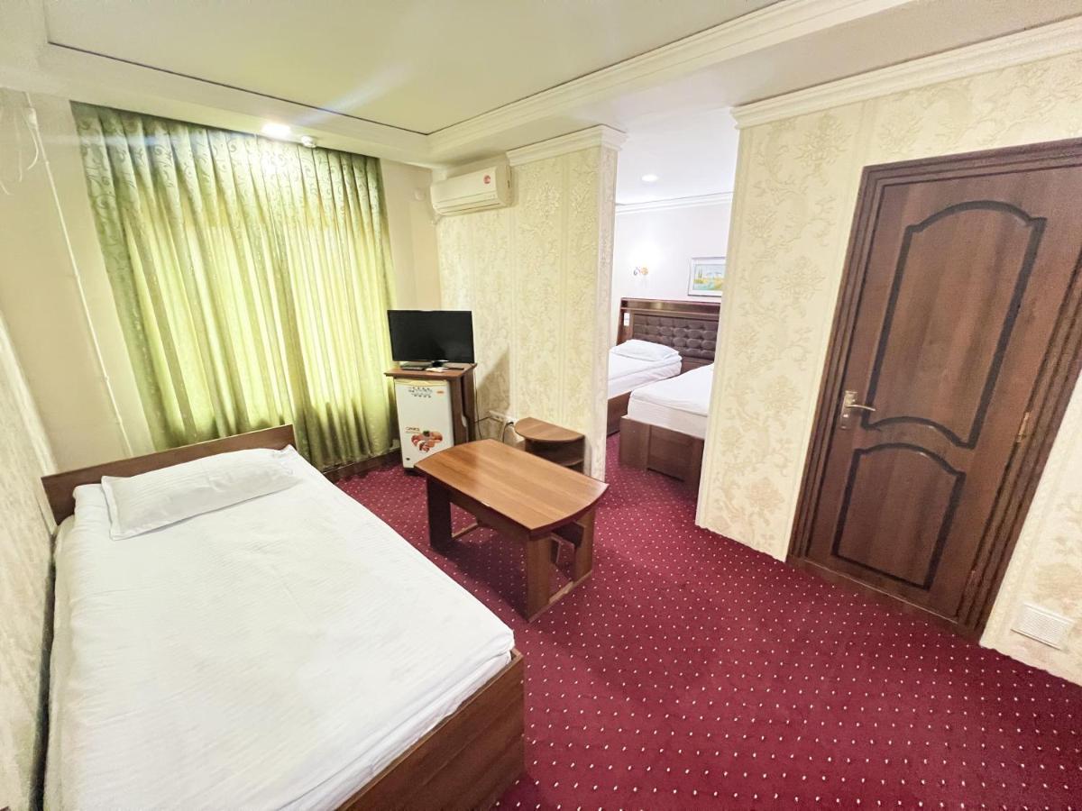 Hotel Reikartz Urgenč Exteriér fotografie